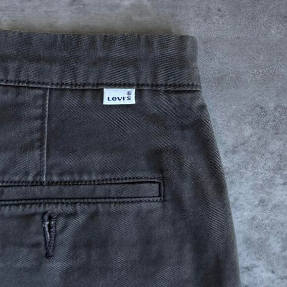 Levi’s Wolf Grey Essential Skater Streetwear Grunge Casual Chino Pants - Picture 3 of 4